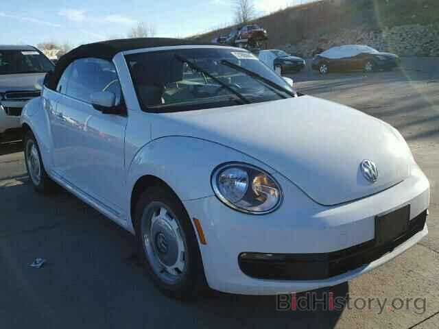 Photo 3VW517AT7FM809468 - VOLKSWAGEN BEETLE 2015