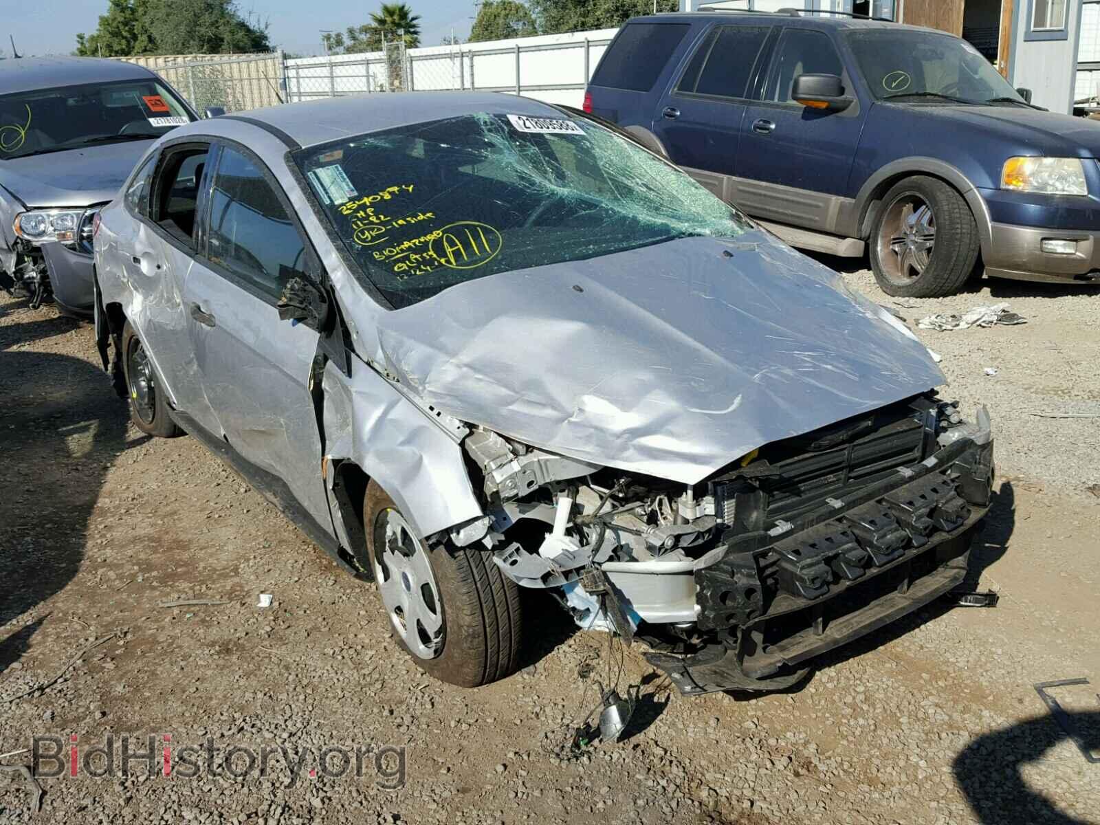 Photo 1FADP3E24HL348201 - FORD FOCUS 2017