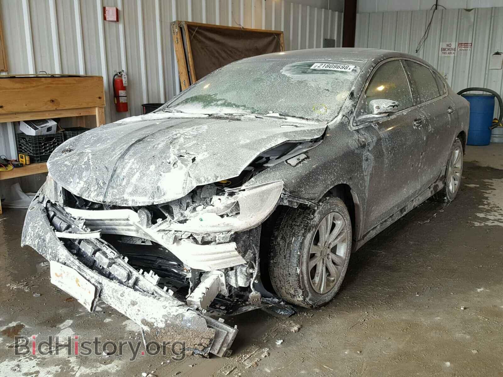 2015 CHRYSLER 200 - VIN: 1C3CCCAB7FN592342 - Photo 2