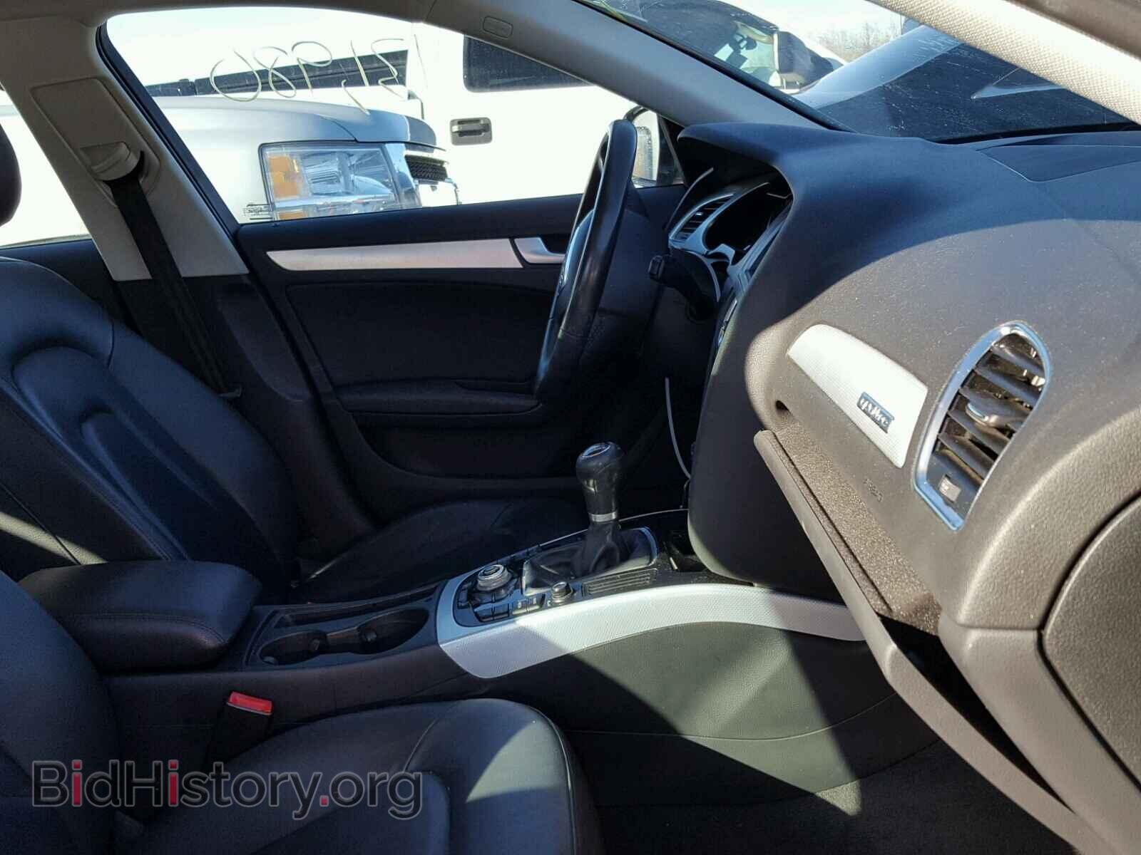 2011 AUDI A4 - VIN: WAUHFAFL7BN002579 - Фото 5