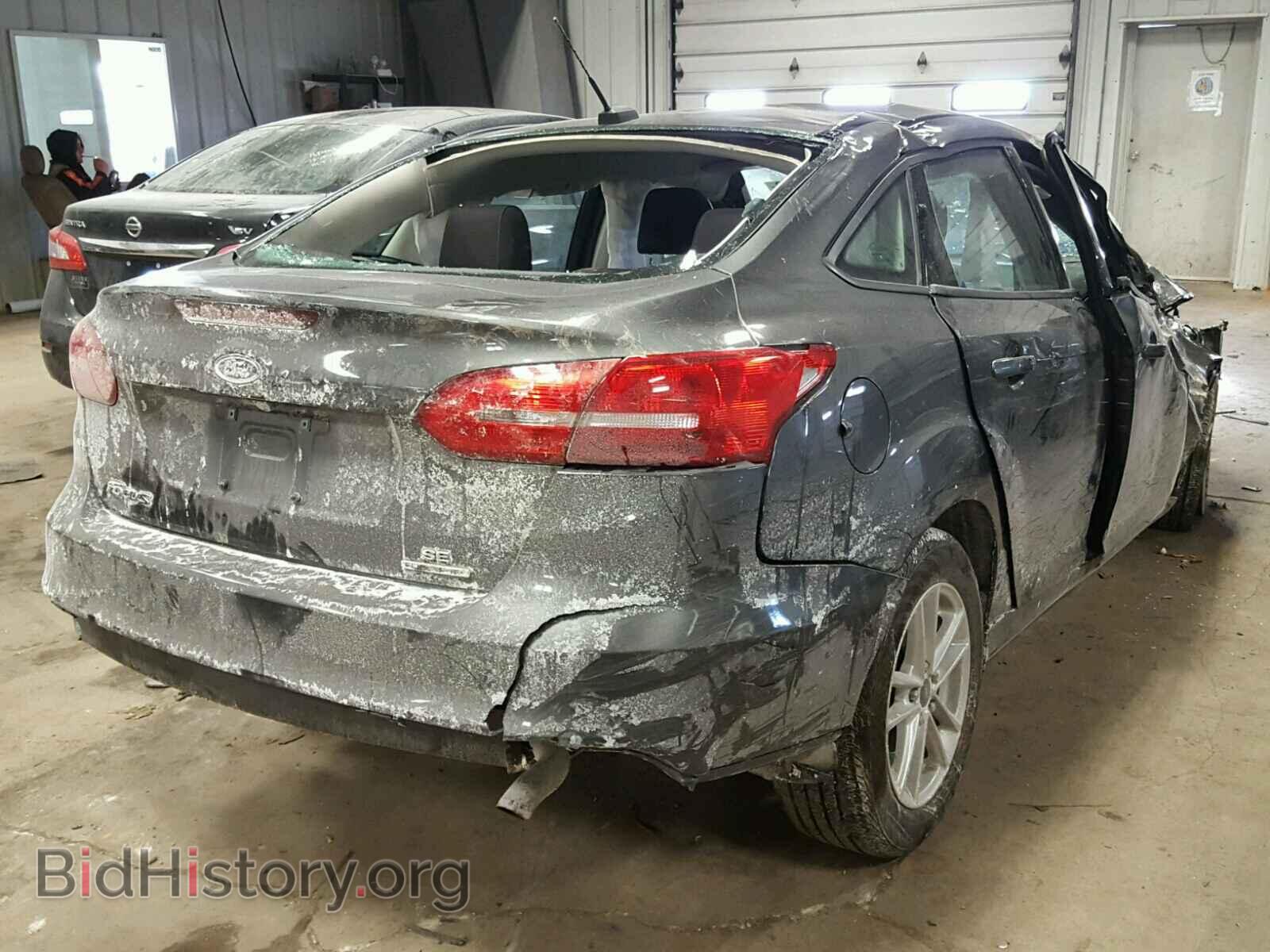 2016 FORD FOCUS - VIN: 1FADP3F21GL242740 - Photo 4