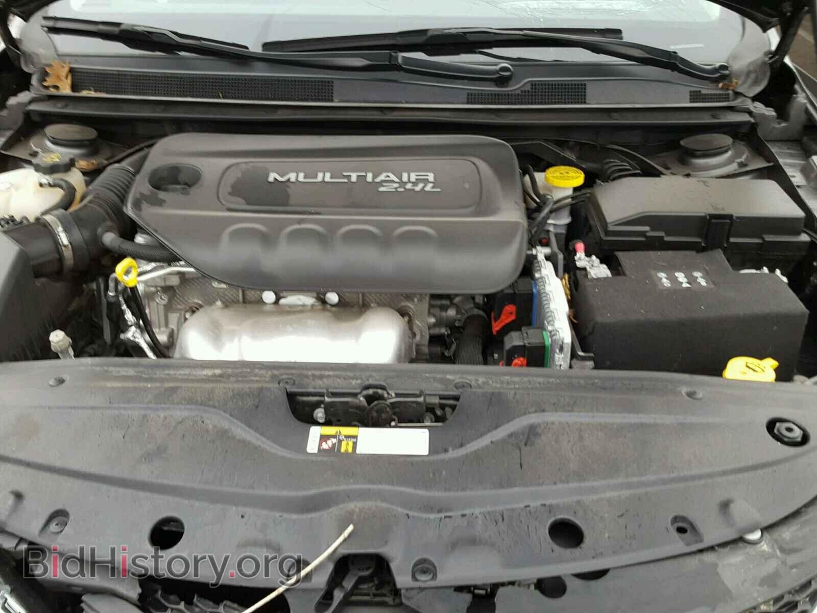 2016 CHRYSLER 200 - VIN: 1C3CCCAB3GN170263 - Фото 7