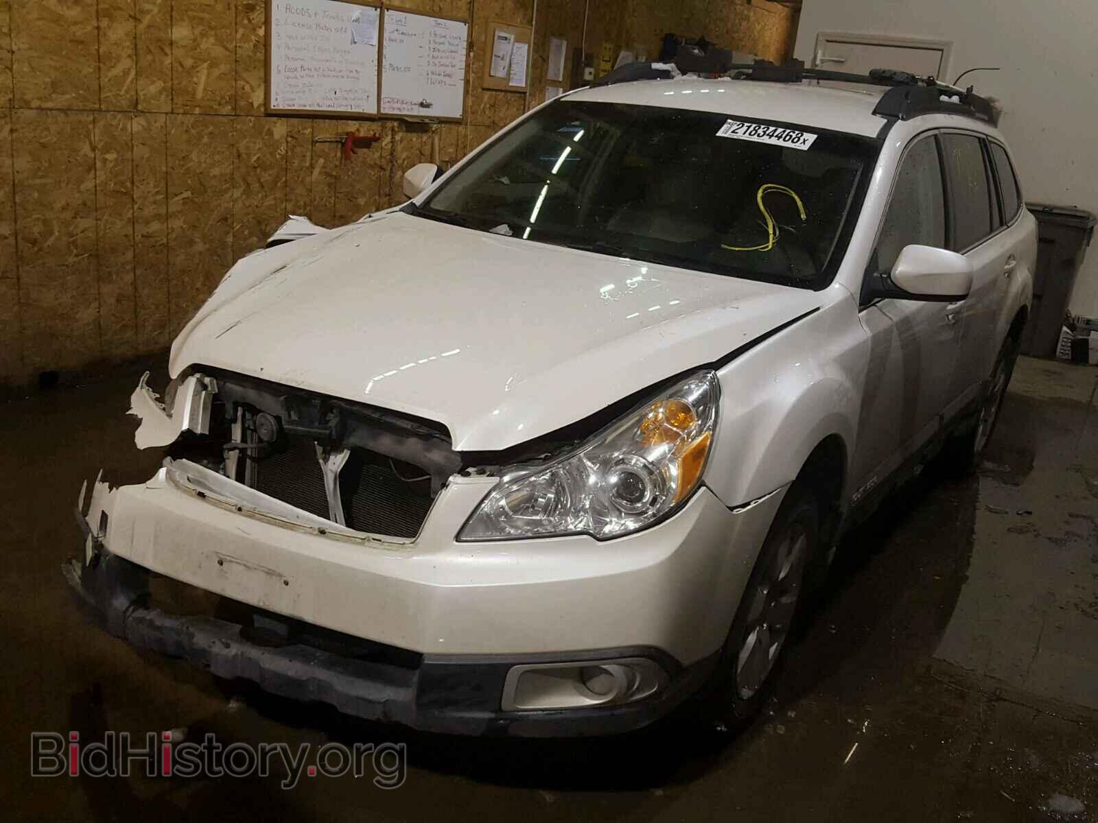 2011 SUBARU OUTBACK - VIN: 4S4BRBCC8B3356435 - Фото 2