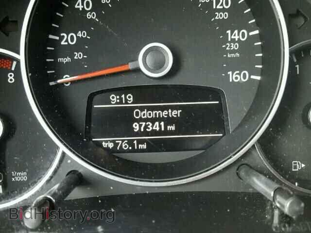 2012 VOLKSWAGEN BEETLE - VIN: 3VWJX7AT8CM608610 - Фото 8