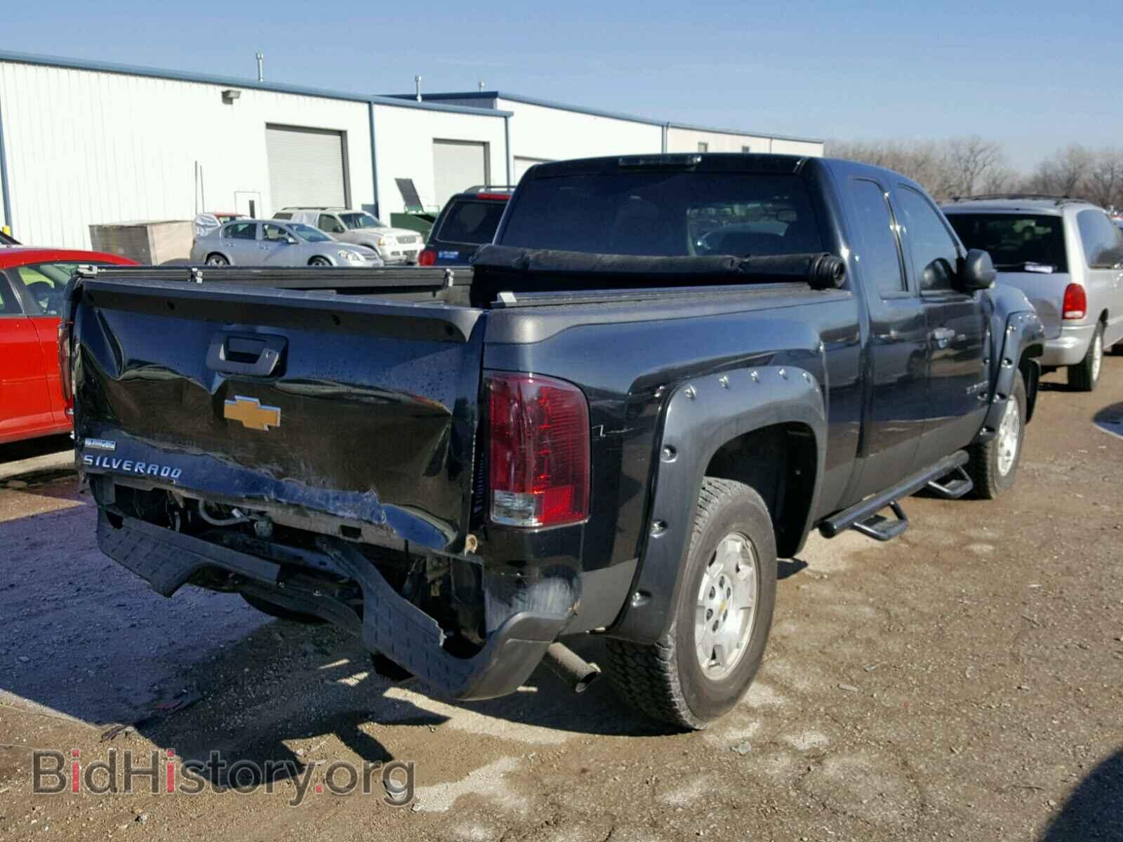 2011 CHEVROLET SILVERADO - VIN: 1GCRKSE35BZ449916 - Фото 4