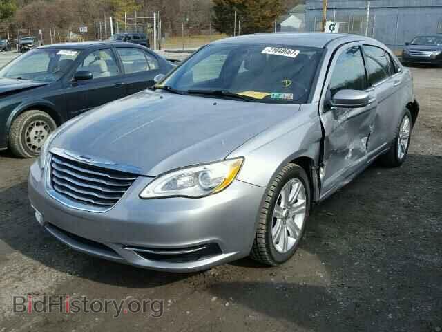 2013 CHRYSLER 200 - VIN: 1C3CCBAB1DN640795 - Фото 2