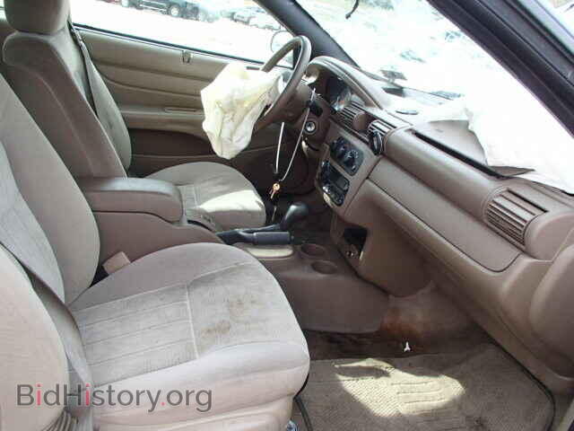 2004 CHRYSLER SEBRING - VIN: 1C3EL45X24N112421 - Фото 5