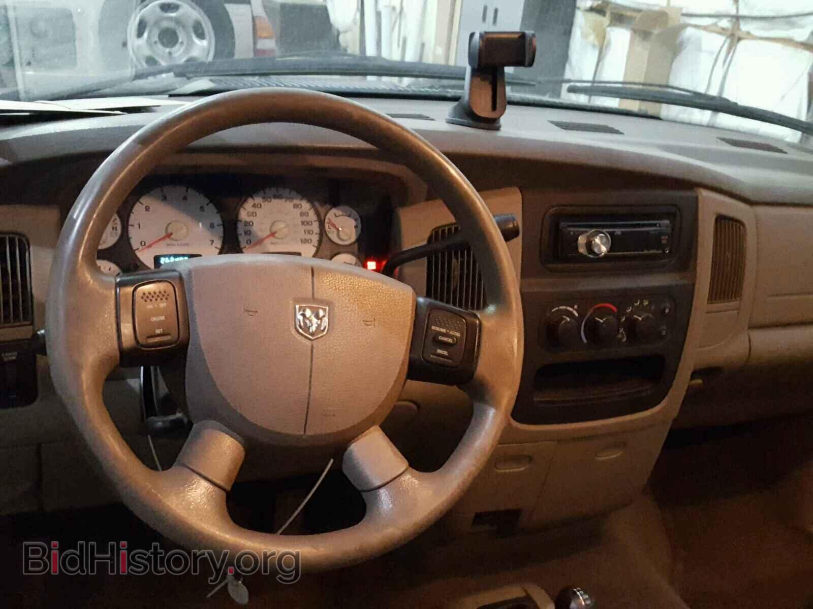 2005 DODGE RAM 1500 - VIN: 1D7HU18D95S135841 - Фото 9