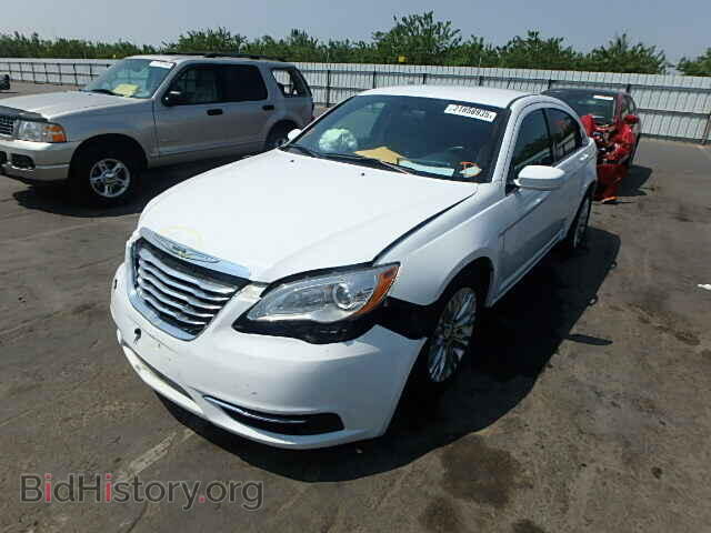 2013 CHRYSLER 200 - VIN: 1C3CCBABXDN671267 - Фото 2