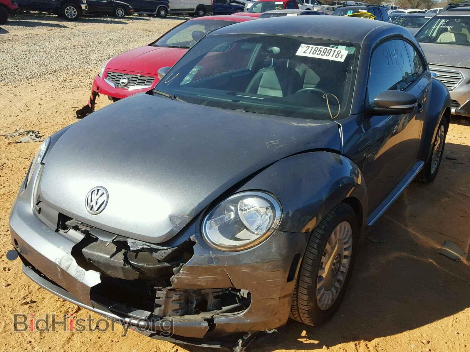 2013 VOLKSWAGEN BEETLE - VIN: 3VWJP7AT1DM687099 - Фото 2