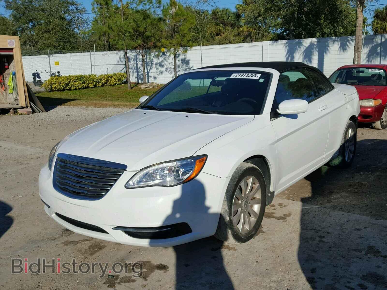 2012 CHRYSLER 200 - VIN: 1C3BCBEB5CN121978 - Фото 2