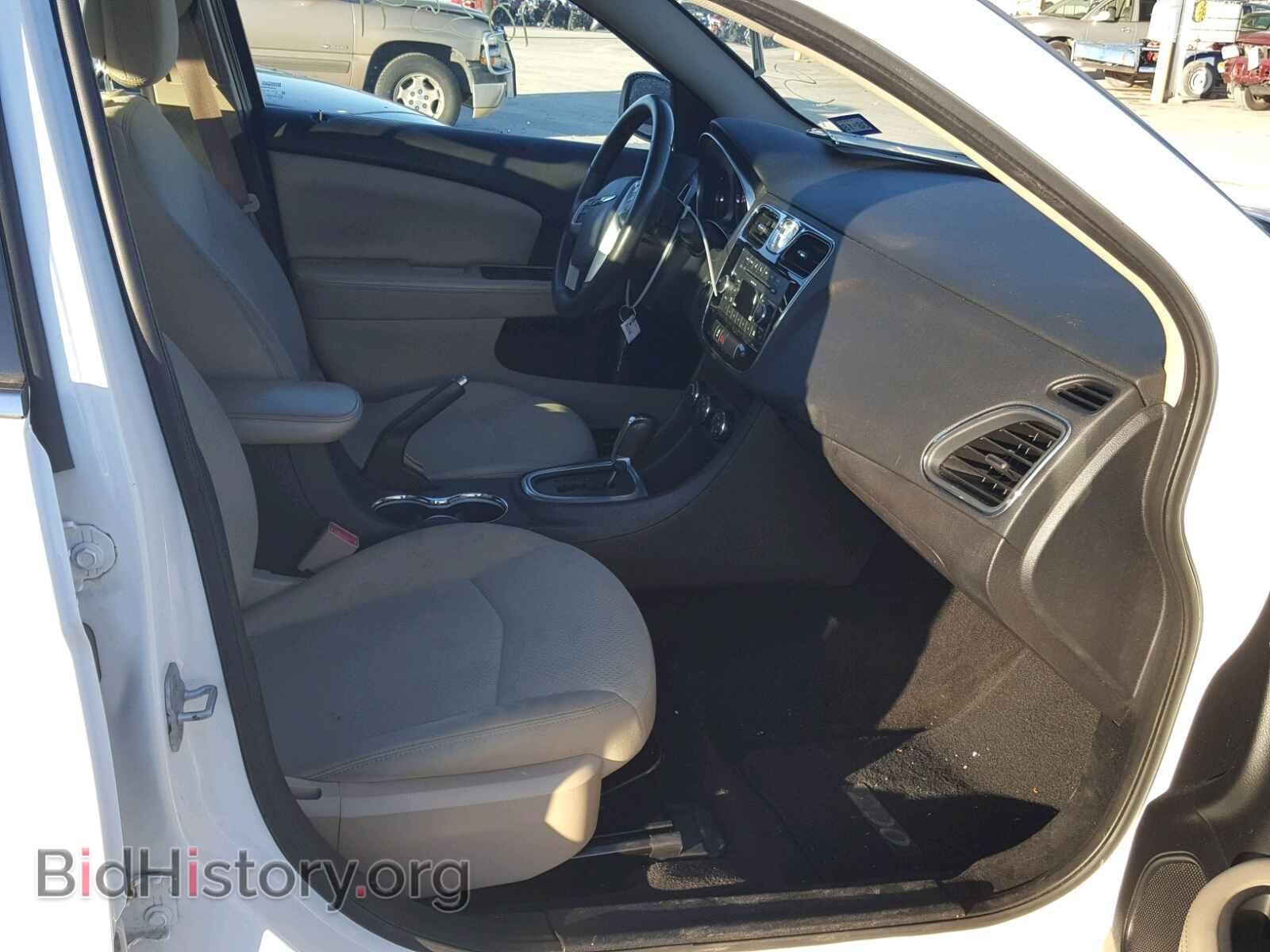 2011 CHRYSLER 200 - VIN: 1C3BC1FB8BN549941 - Фото 5