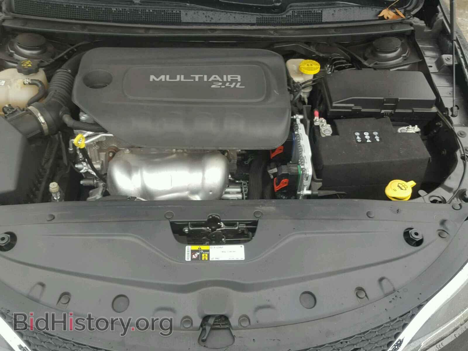 2016 CHRYSLER 200 - VIN: 1C3CCCAB0GN129640 - Photo 7