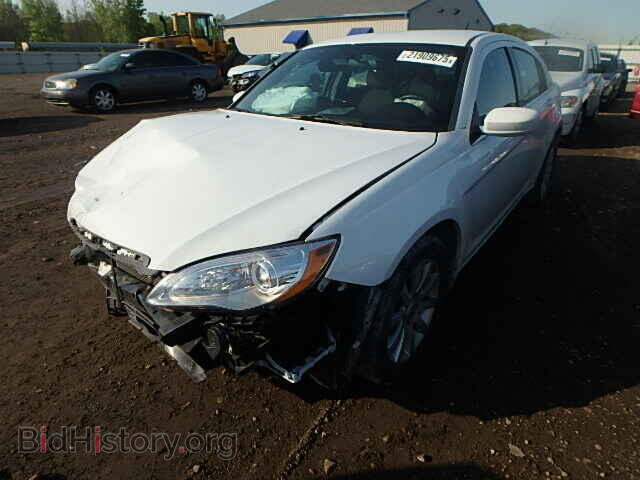 2013 CHRYSLER 200 - VIN: 1C3CCBBG6DN573301 - Фото 2