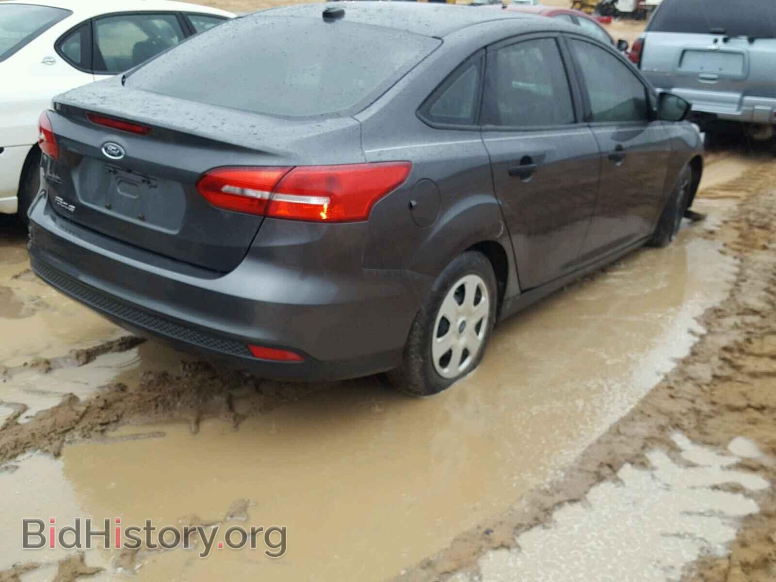 2017 FORD FOCUS - VIN: 1FADP3E27HL266107 - Photo 4