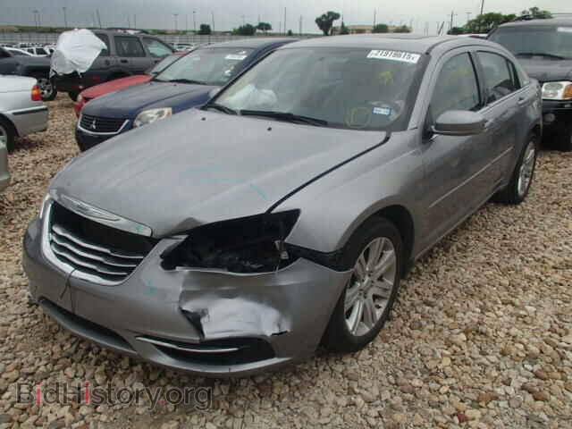 2013 CHRYSLER 200 - VIN: 1C3CCBBB2DN704342 - Фото 2