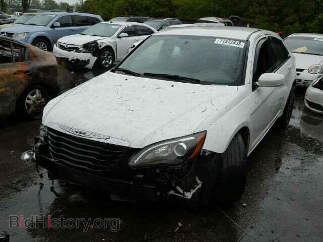 2013 CHRYSLER 200 - VIN: 1C3CCBBB0DN515320 - Фото 2