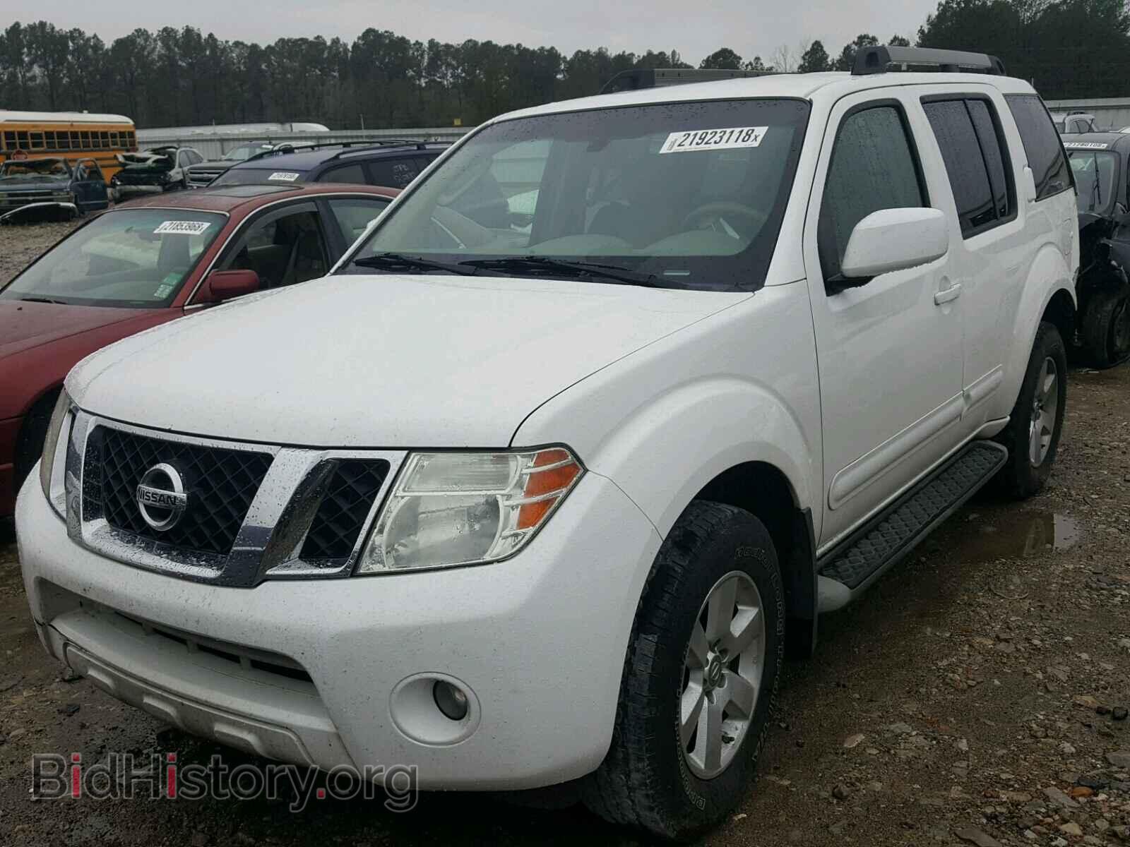 2011 NISSAN PATHFINDER - VIN: 5N1AR1NN1BC608272 - Фото 2