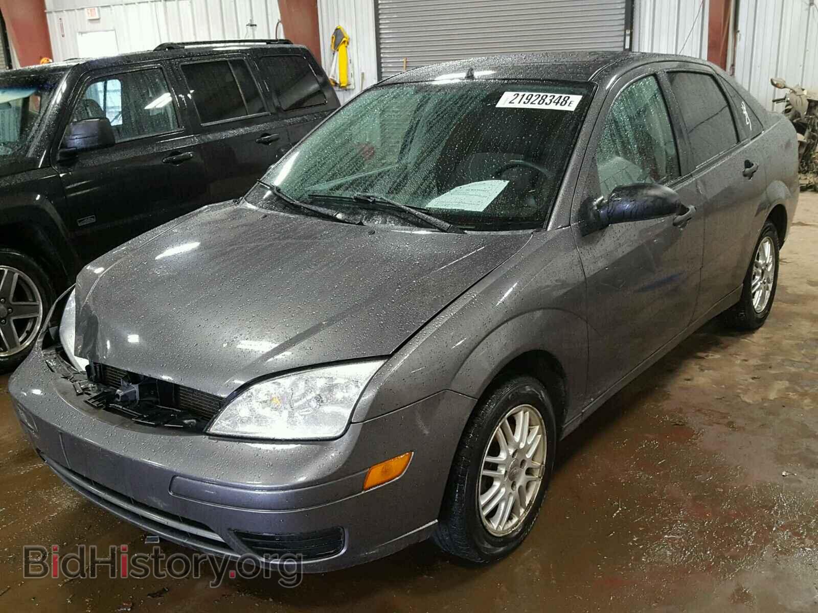 2006 FORD FOCUS - VIN: 1FAHP34N26W238112 - Фото 2
