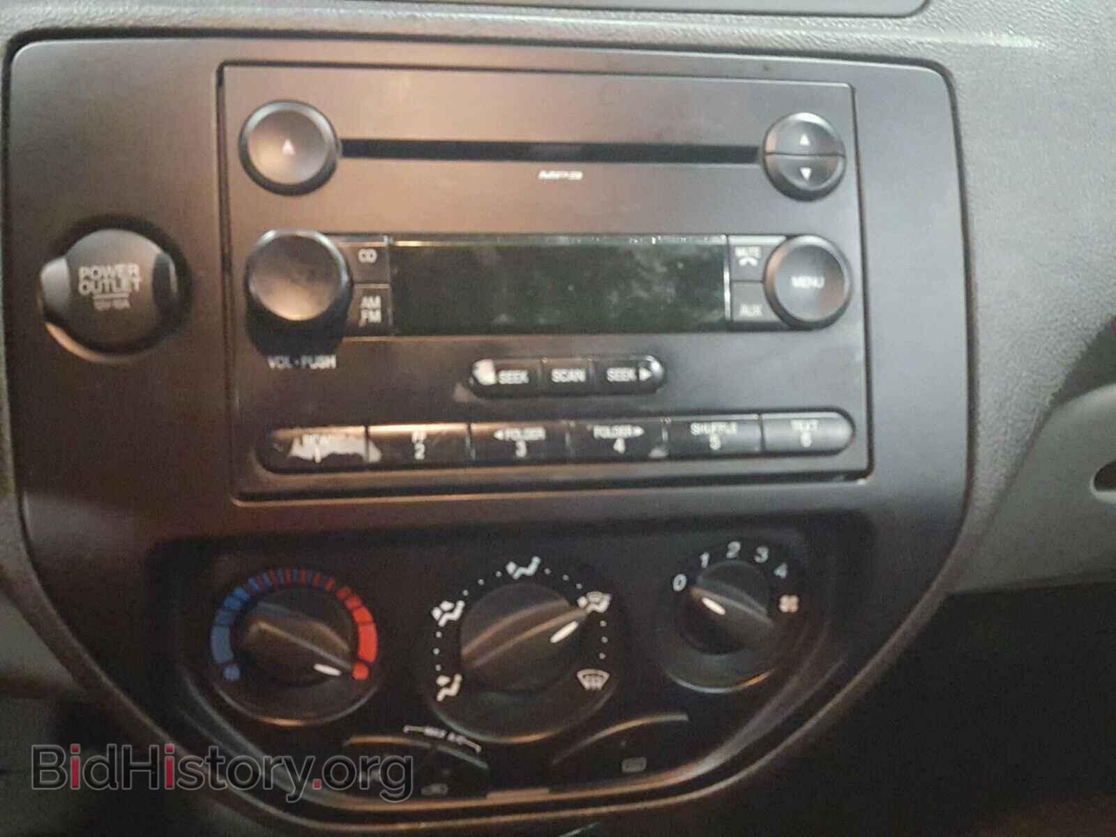 2006 FORD FOCUS - VIN: 1FAHP34N26W238112 - Фото 9