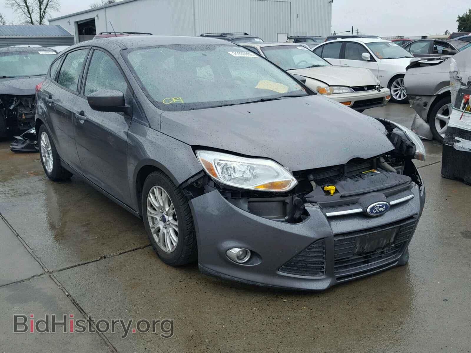 Photo 1FAHP3K24CL333583 - FORD FOCUS 2012