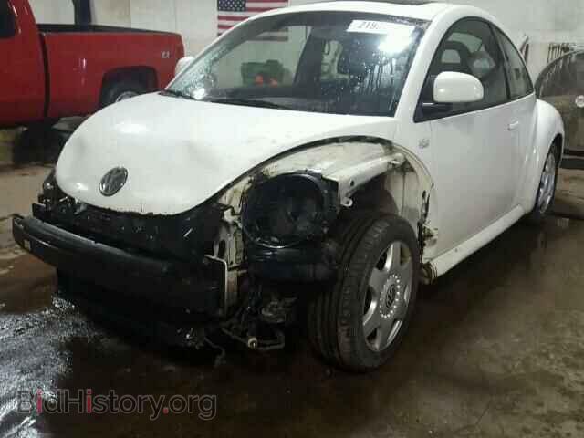 2000 VOLKSWAGEN BEETLE - VIN: 3VWCA21C9YM495500 - Фото 2