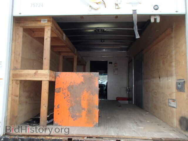 2010 MERCEDES-BENZ SPRINTER - VIN: WDAPF4CC2A9441817 - Photo 6
