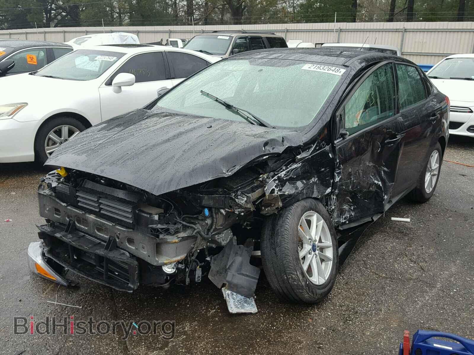 2017 FORD FOCUS - VIN: 1FADP3FE4HL317393 - Photo 2