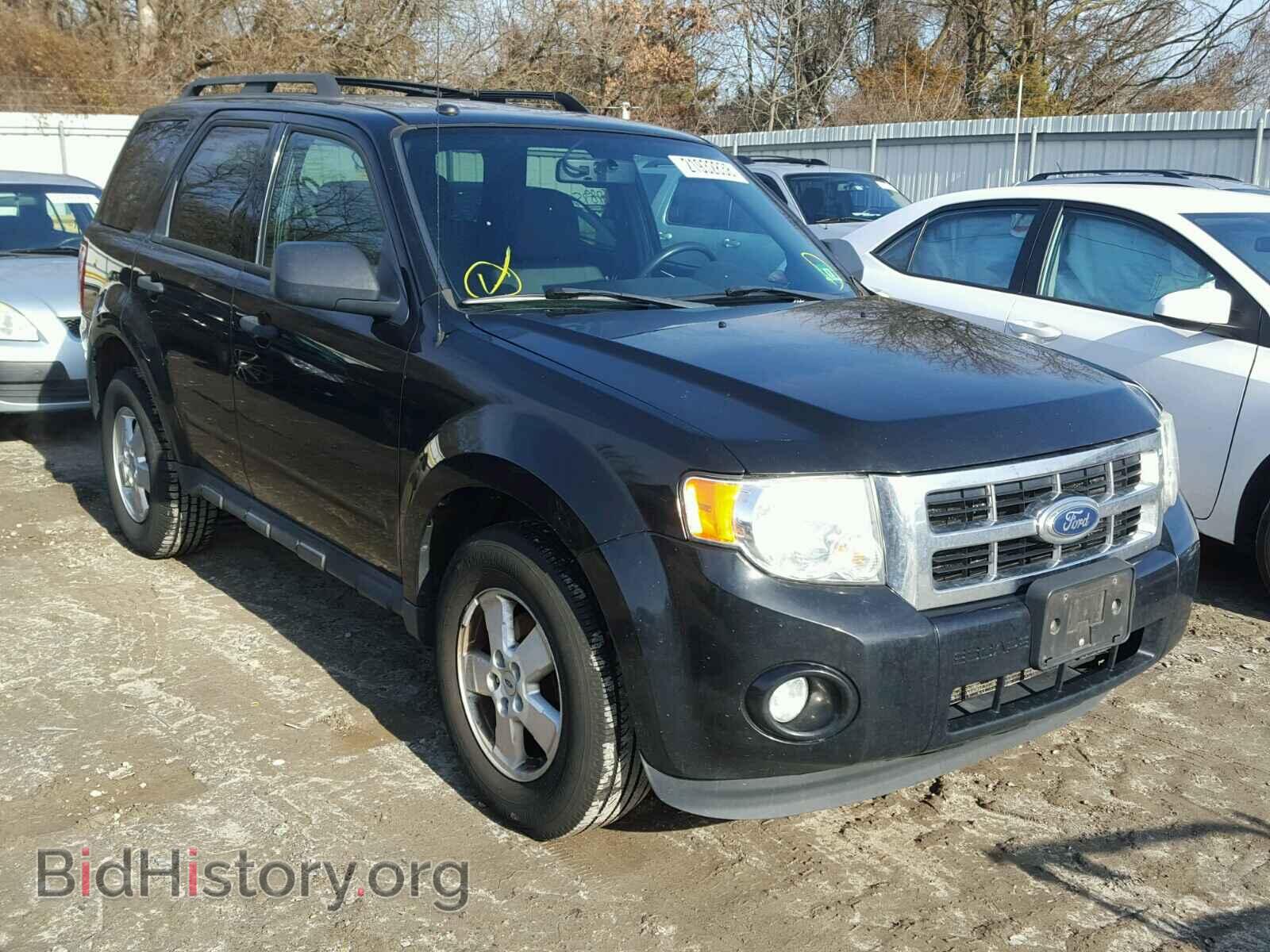 Photo 1FMCU0D74BKA12132 - FORD ESCAPE 2011