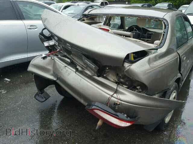 2000 MAZDA 626 - VIN: 1YVGF22C8Y5150690 - Фото 10