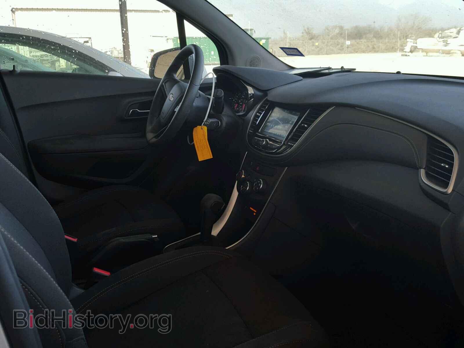 2017 CHEVROLET TRAX - VIN: 3GNCJKSB3HL274352 - Фото 5