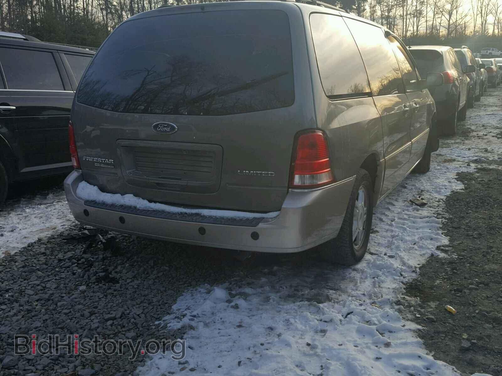 2004 FORD FREESTAR - VIN: 2FMDA58214BA43148 - Фото 4