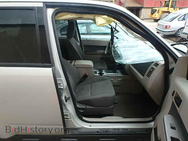 2009 FORD ESCAPE - VIN: 1FMCU93G49KA59564 - Фото 5