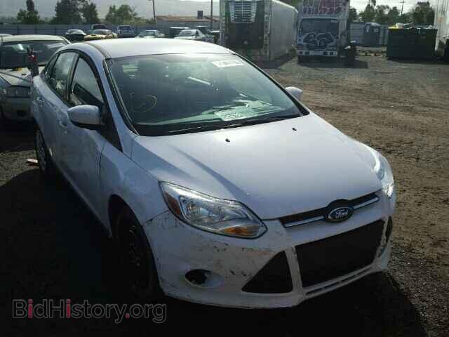 Photo 1FAHP3F27CL274135 - FORD FOCUS 2012