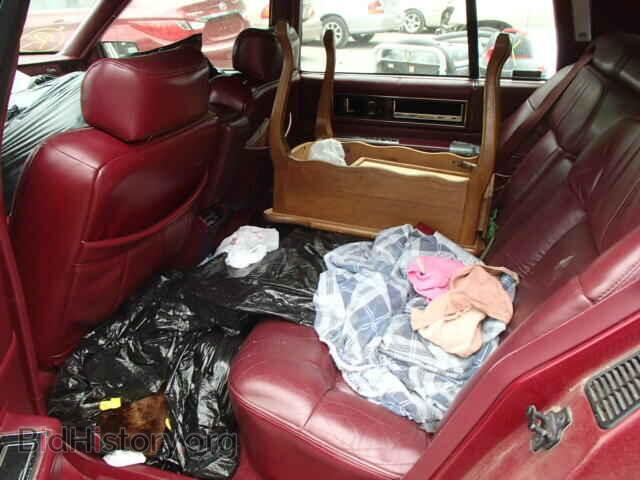 1993 CADILLAC DEVILLE - VIN: 1G6CD53BXP4231800 - Фото 6