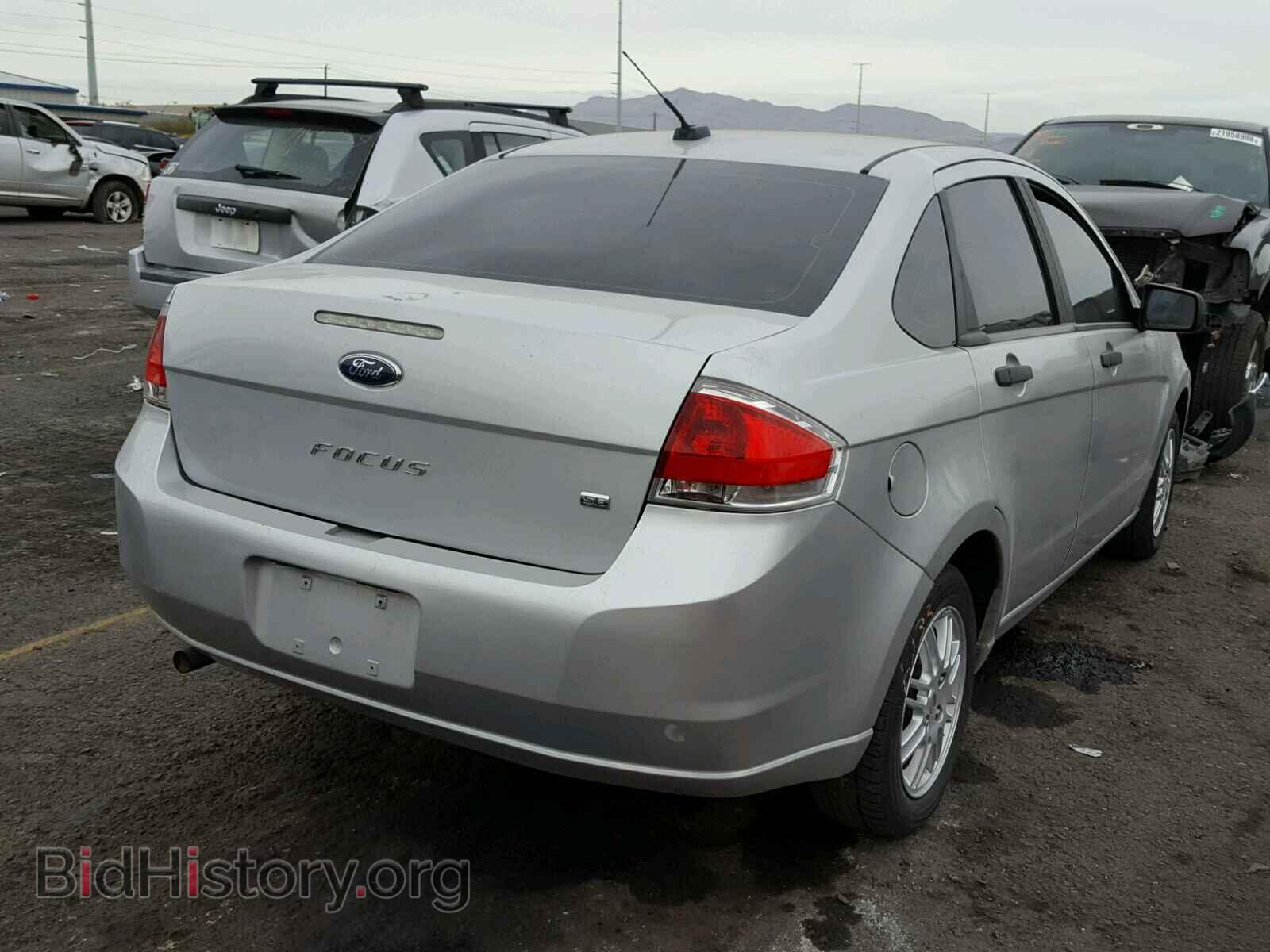 2010 FORD FOCUS - VIN: 1FAHP3FN3AW200281 - Photo 4