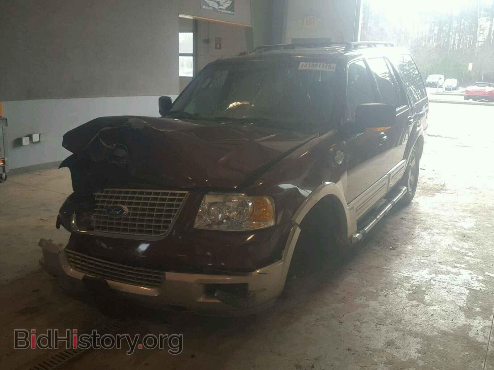 2006 FORD EXPEDITION - VIN: 1FMFU18596LA48619 - Фото 2
