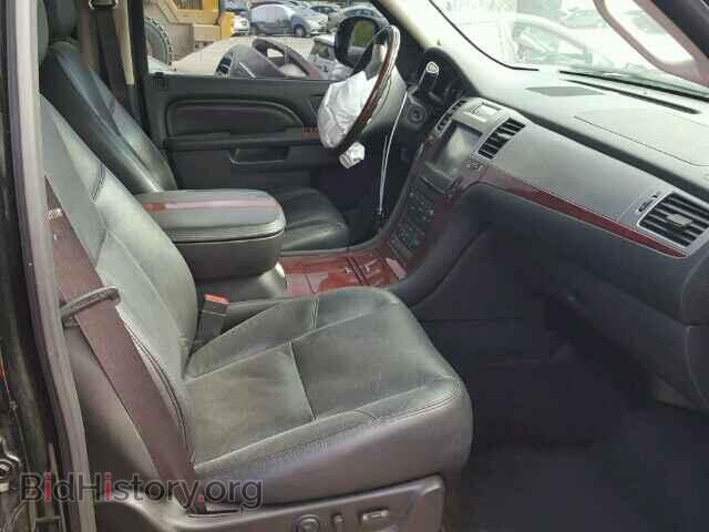 2011 CADILLAC ESCALADE - VIN: 1GYS4GEF8BR396433 - Фото 5