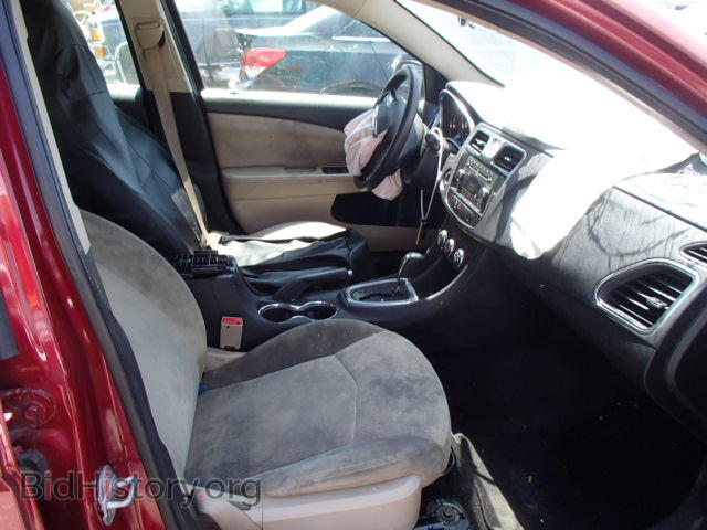 2011 CHRYSLER 200 - VIN: 1C3BC4FB4BN533124 - Фото 5