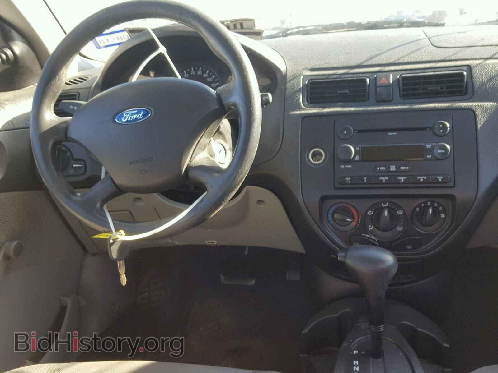 2007 FORD FOCUS - VIN: 1FAFP34N27W237132 - Фото 9