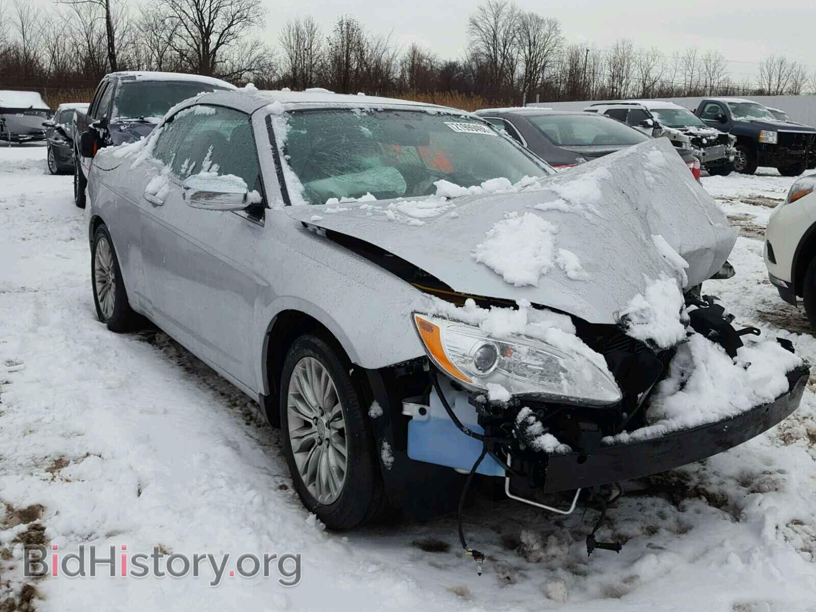 Photo 1C3BC7EGXBN560570 - CHRYSLER 200 2011