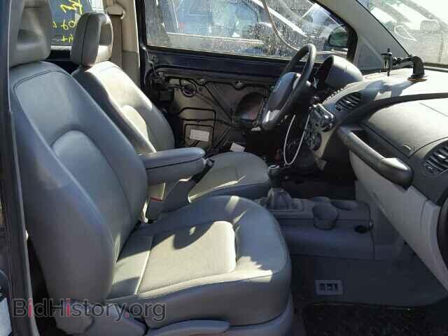 2000 VOLKSWAGEN BEETLE - VIN: 3VWCD21C9YM423946 - Фото 5