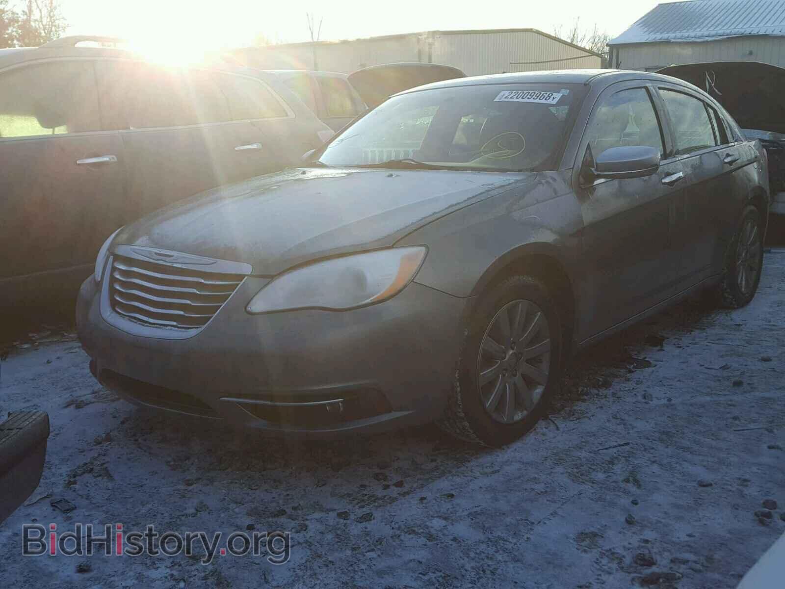 2013 CHRYSLER 200 - VIN: 1C3CCBCG4DN674576 - Photo 2