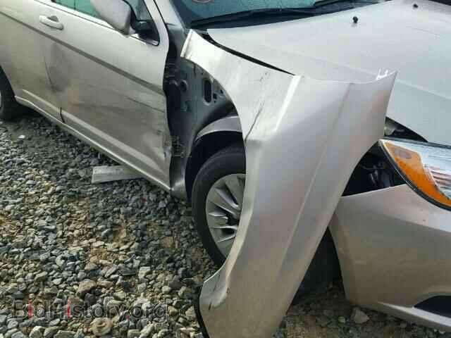 2014 CHRYSLER 200 - VIN: 1C3CCBAB3EN211000 - Фото 9