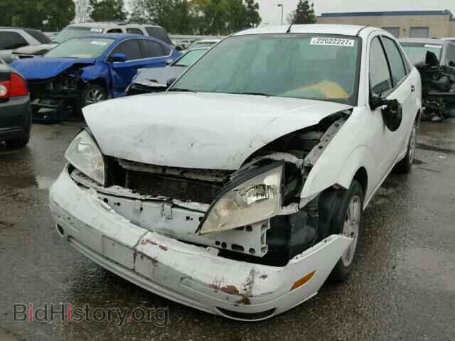 2007 FORD FOCUS - VIN: 1FAHP34N67W352261 - Фото 2