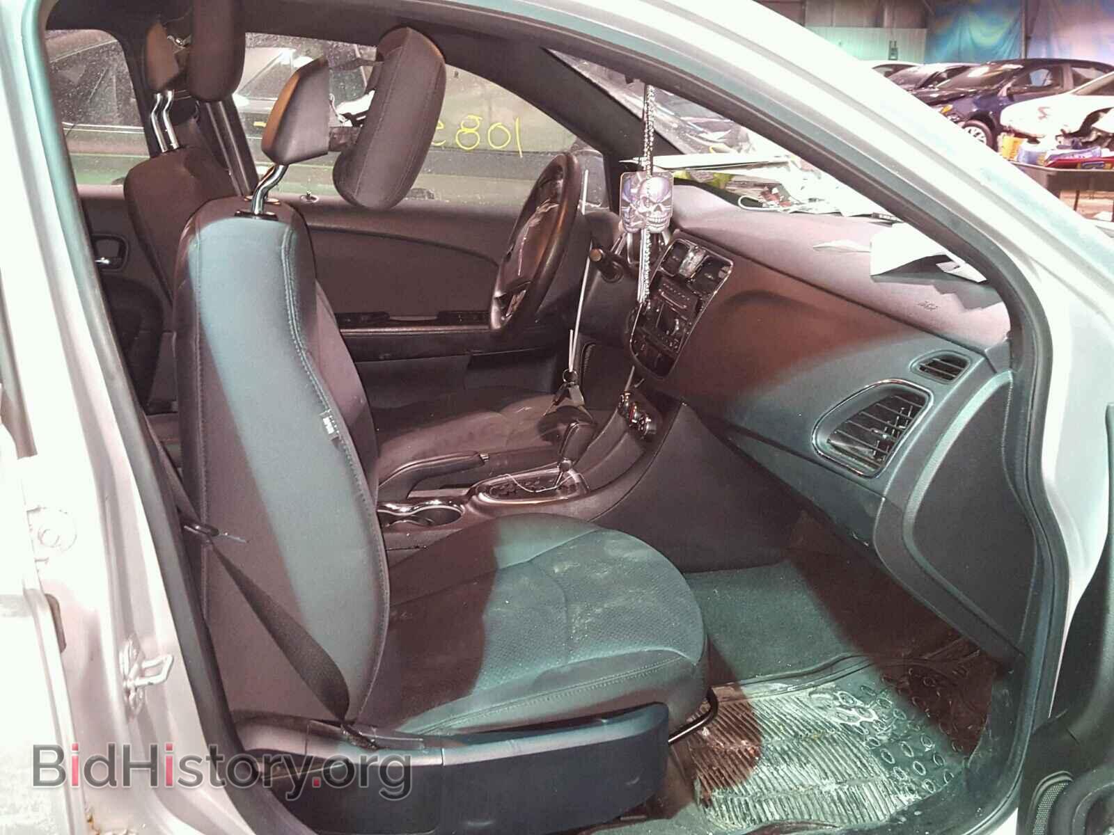 2012 CHRYSLER 200 - VIN: 1C3CCBAB2CN282542 - Photo 5