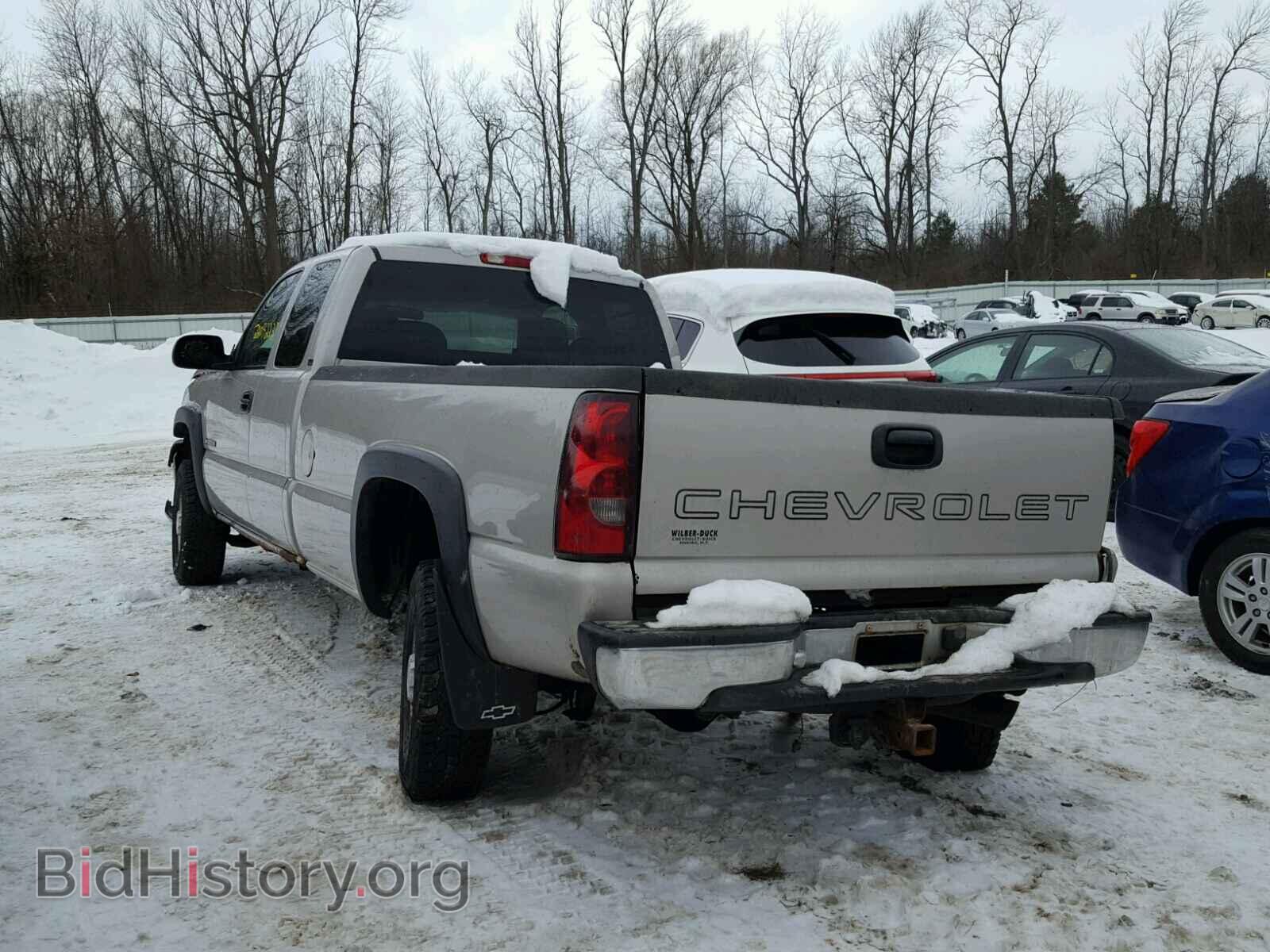 2005 CHEVROLET SILVERADO - VIN: 1GCHC29UX5E301056 - Фото 3