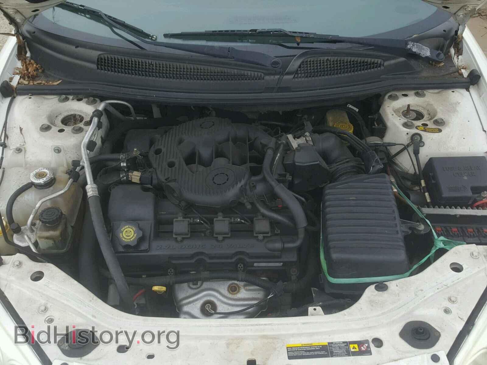 2004 CHRYSLER SEBRING - VIN: 1C3EL55R94N270746 - Фото 7