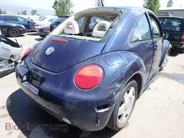 2000 VOLKSWAGEN BEETLE - VIN: 3VWCC21C7YM485879 - Фото 4