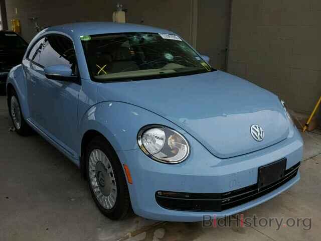 Photo 3VWJ07AT0FM634692 - VOLKSWAGEN BEETLE 2015